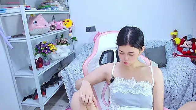 Chat XXX ao vivo de QinQin-888