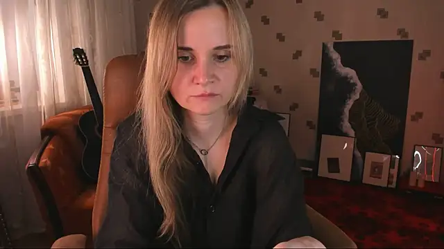 MiaSparkes Adlı Modelin Canlı XXX Sohbeti