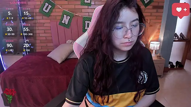 Amy_joones – Naživo XXX chat