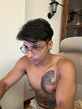XXX chat uživo modela David_Tresh5