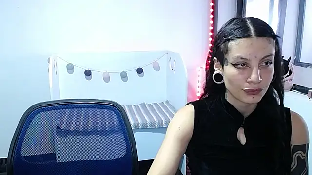 _onthary_6's Live XXX Chat