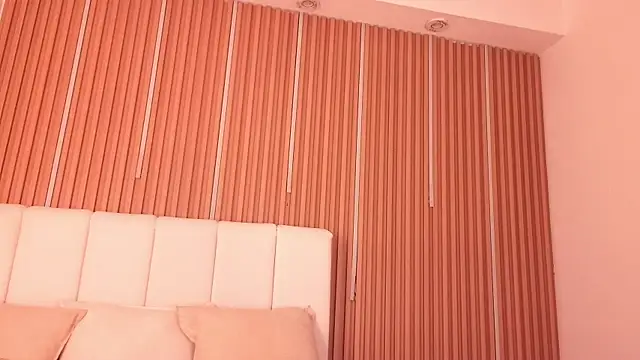 KimSensual_ 即時 XXX 聊天