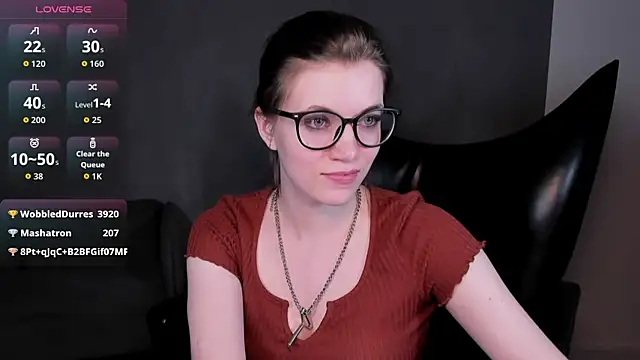 CathyAdams Adlı Modelin Canlı XXX Sohbeti