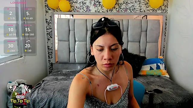 צ'אט XXX בשידור חי של Abril_Fox__