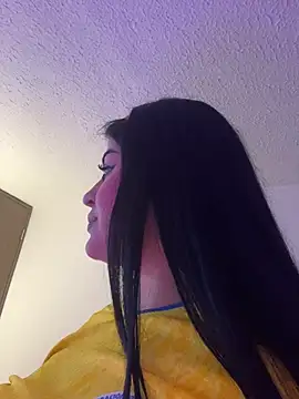 Chat XXX en directo de Kariina__69