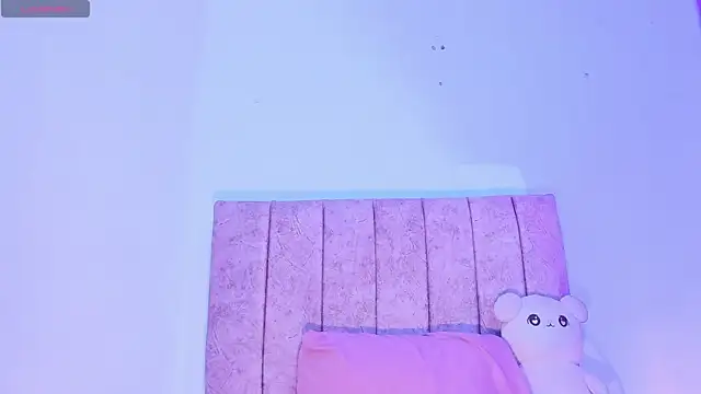 Mila_1woodのライブXXXチャット