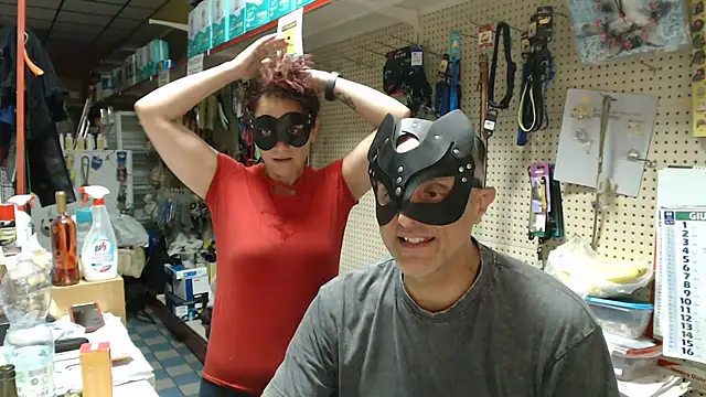 CpLauraMauro's Live XXX Chat