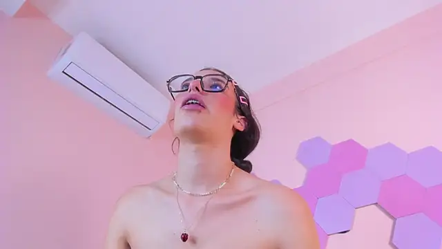 Živý XXX chat Anne_Millerr