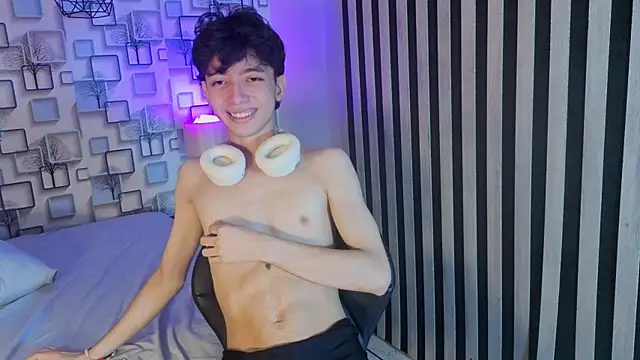 Czat XXX na żywo – Twink_Sebas7
