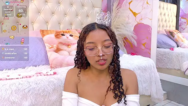 Chatroom XXX en direct de angeline_scot