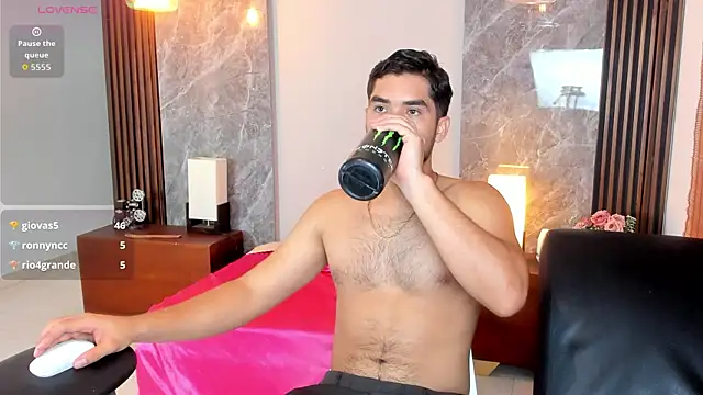 luciano_vitale live XXX chat