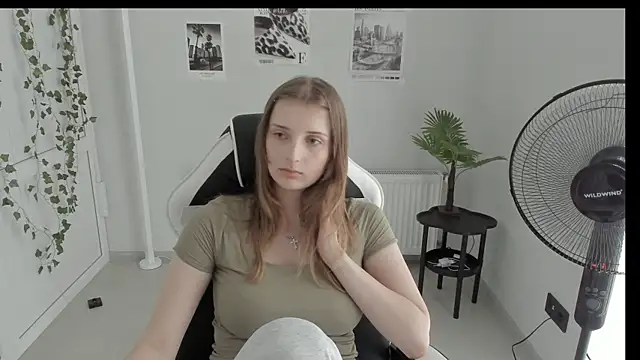 Онлайн чат XXX Star_Nellie