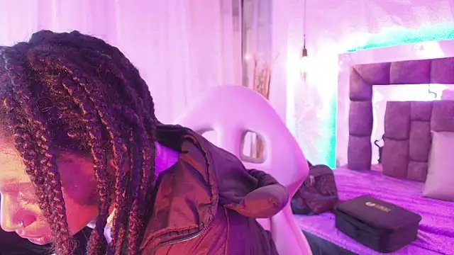 Chat XXX Live Queen_perla_