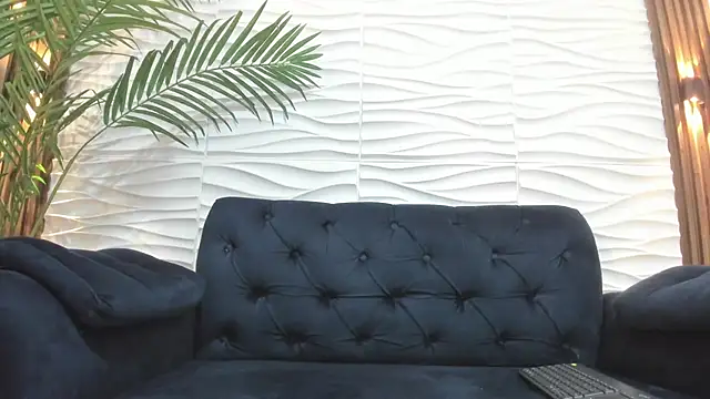 Pavo_tv Adlı Modelin Canlı XXX Sohbeti