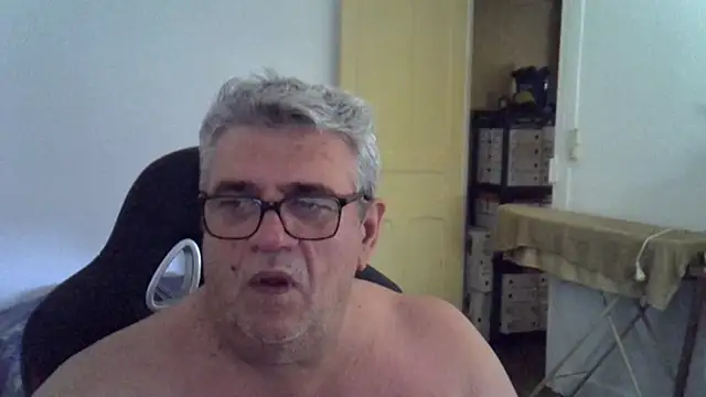 Laurent_oldmen's Live XXX Chat