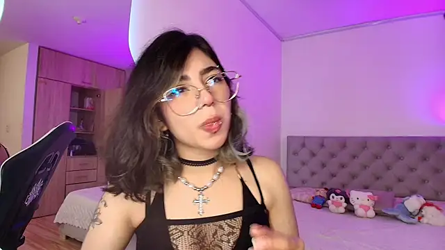 Chat XXX en directo de Alejaa_storm