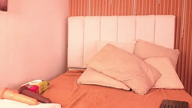 KimSensual_'s Live XXX Chat