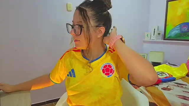 katiaa_lovv's Live XXX Chat