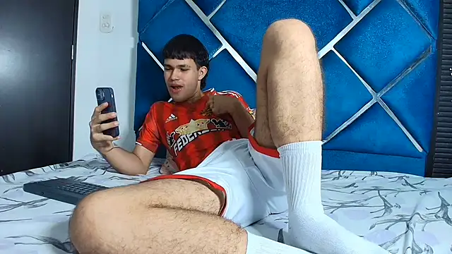 Chat +18 de EdwinBoys ao vivo