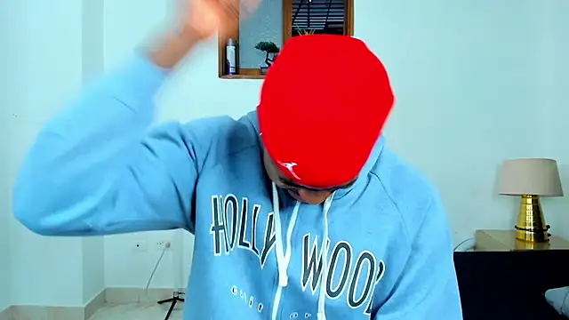 Dylan_Taylor 现场XXX聊天