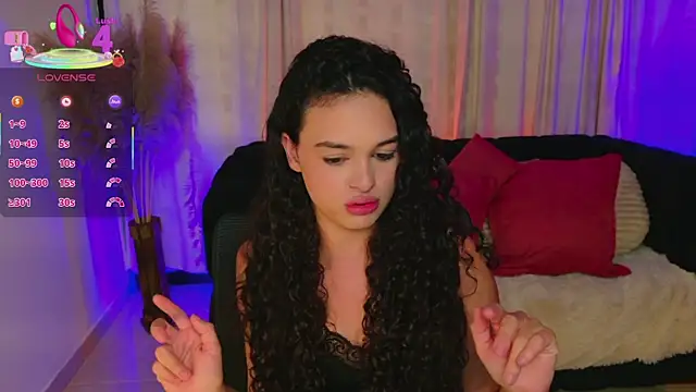 MaraVelvett's Live XXX Chat