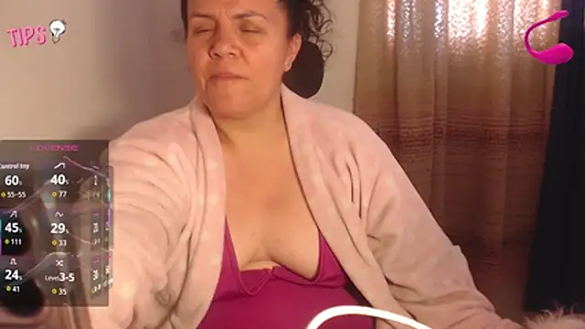 agathamiller01's Live XXX Chat