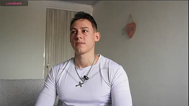 Muscle_King_Cum's Live XXX Chat