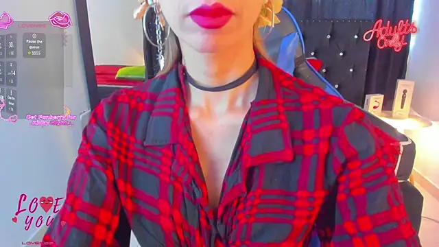 FoxxTattoo's Live XXX Chat