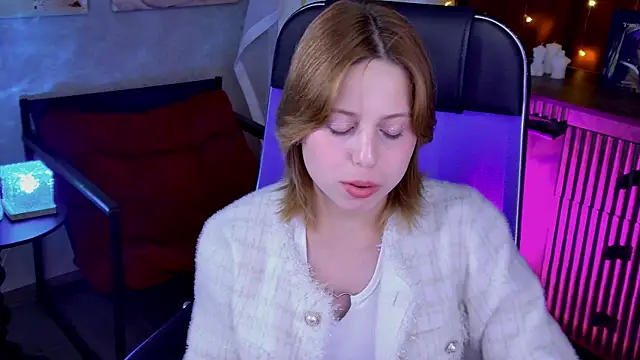 VivienneHebert Live XXX Chat