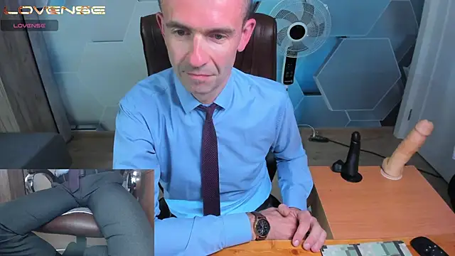 SteveTiger's Live XXX Chat