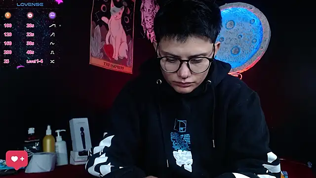 girl_intense444のライブXXXチャット