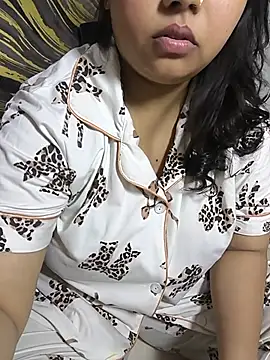 Alisha_Sahil's Live XXX Chat