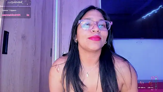 iriss_25's Live XXX Chat