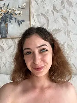 LynaFrost élő XXX-chatje