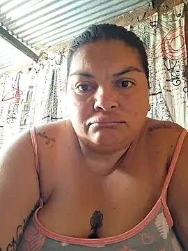 Juli_Powl's Live XXX Chat