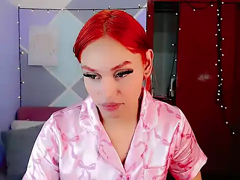 sexy-love233: διαδικτυακό σόου στην κάμερα