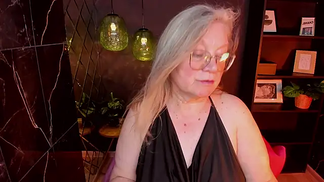 NataliMellow's Live XXX Chat