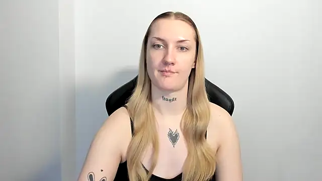 AlexaTease 라이브 XXX 채팅