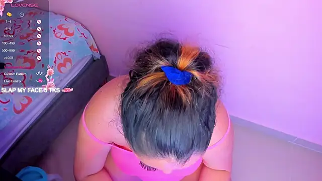 Chatroom XXX en direct de KimyTekashi_