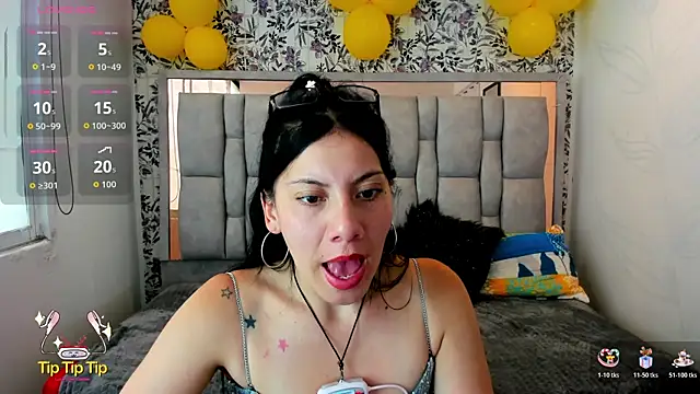 Abril_Fox__ Chat XXX in diretta