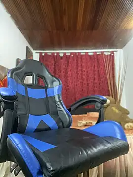 milo018 라이브 XXX 채팅