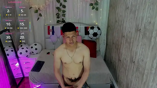 Tony_Zackk: онлайн-секс-чат