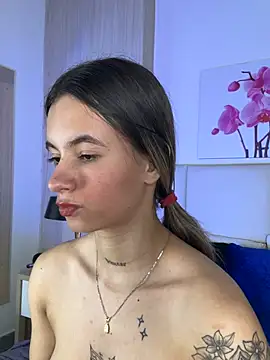 Chatroom XXX en direct de JuliaColemann