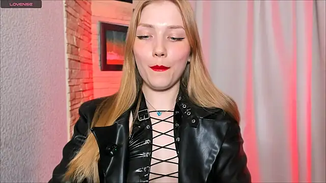 DakotaMabs Adlı Modelin Canlı XXX Sohbeti