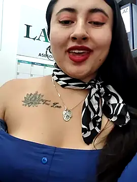 _Sarah-Office1 live XXX chat