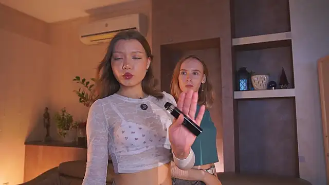 Živý XXX chat HelaineLube