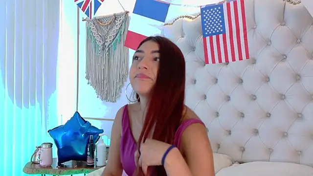 Chat +18 de Sara_funy ao vivo