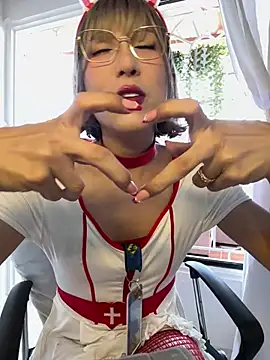 conny_latina Chat XXX in diretta