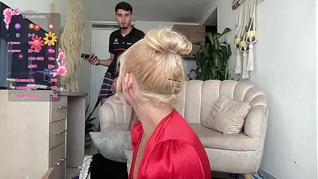 צ'אט XXX בשידור חי של isa_fox_23