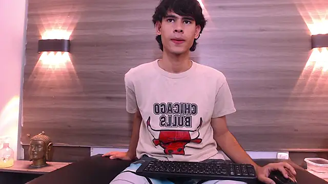 Kevin_Brooks1 Live XXX-chat